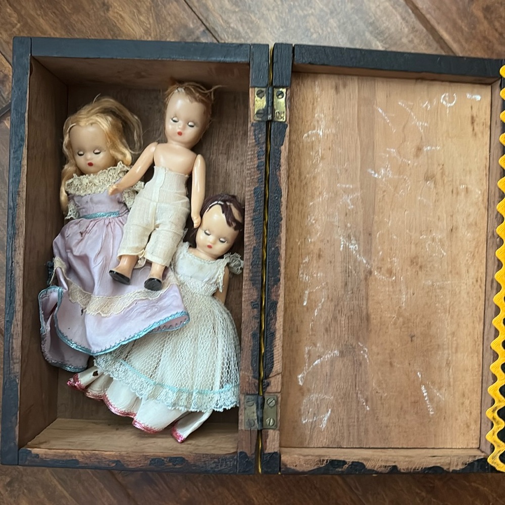 Vintage story book dolls set of 3